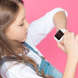 Keep your children active with the Best Fitbit For Kids. This guide has everything you need to know when choosing a Fitbit. #kids #active #activekids #fitbit #exercise #breagettingfit